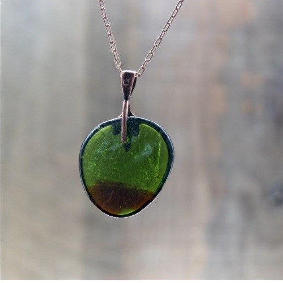 Recycled Wine and Beer Bottle Glass Necklace Unique Gift Alcohol Upcycled - Picture 4 of 4